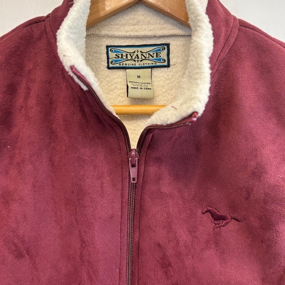 Shyanne Red and Cream Zip-Up Vest Plush Fleece - Picture 3 of 4